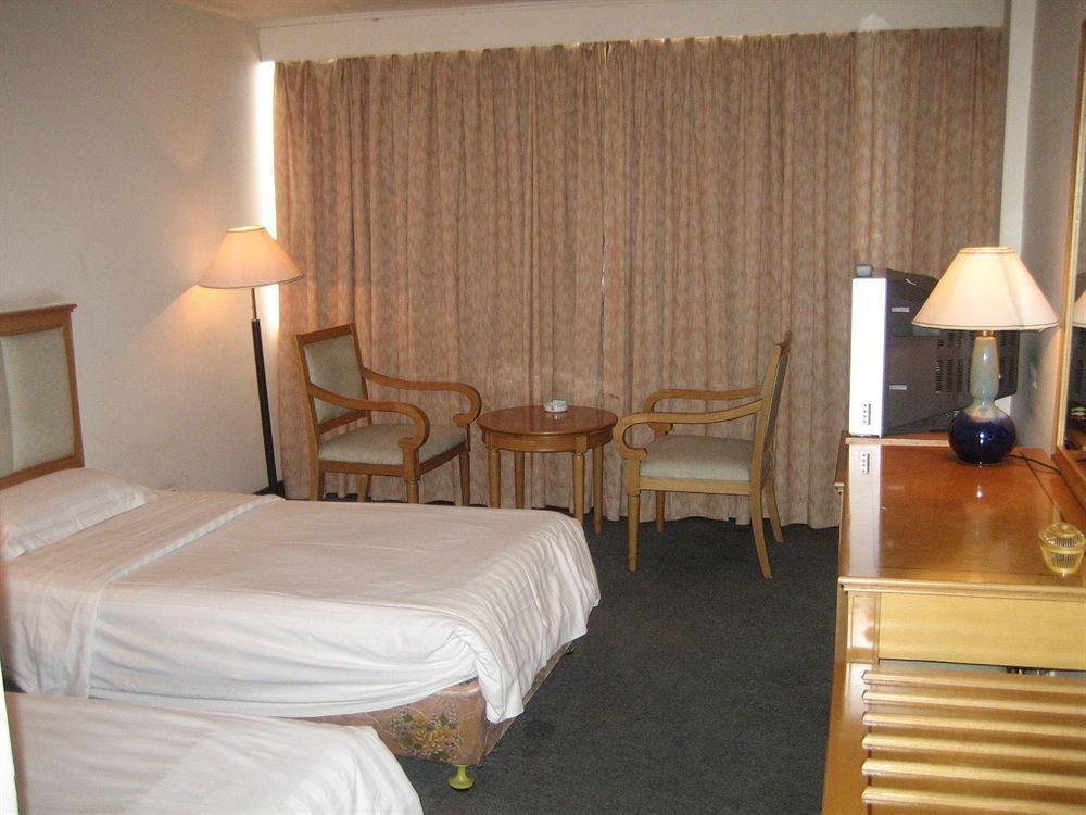 Jiang Yue Hotel กวางโจว ภายนอก รูปภาพ